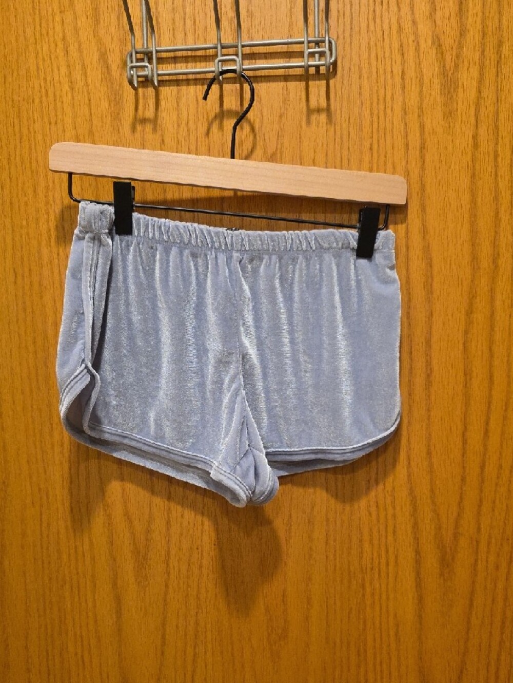 Brandy Melville Pink and Light Blue Velour Lounge Shorts (24 In Waist) - Picture 6 of 9